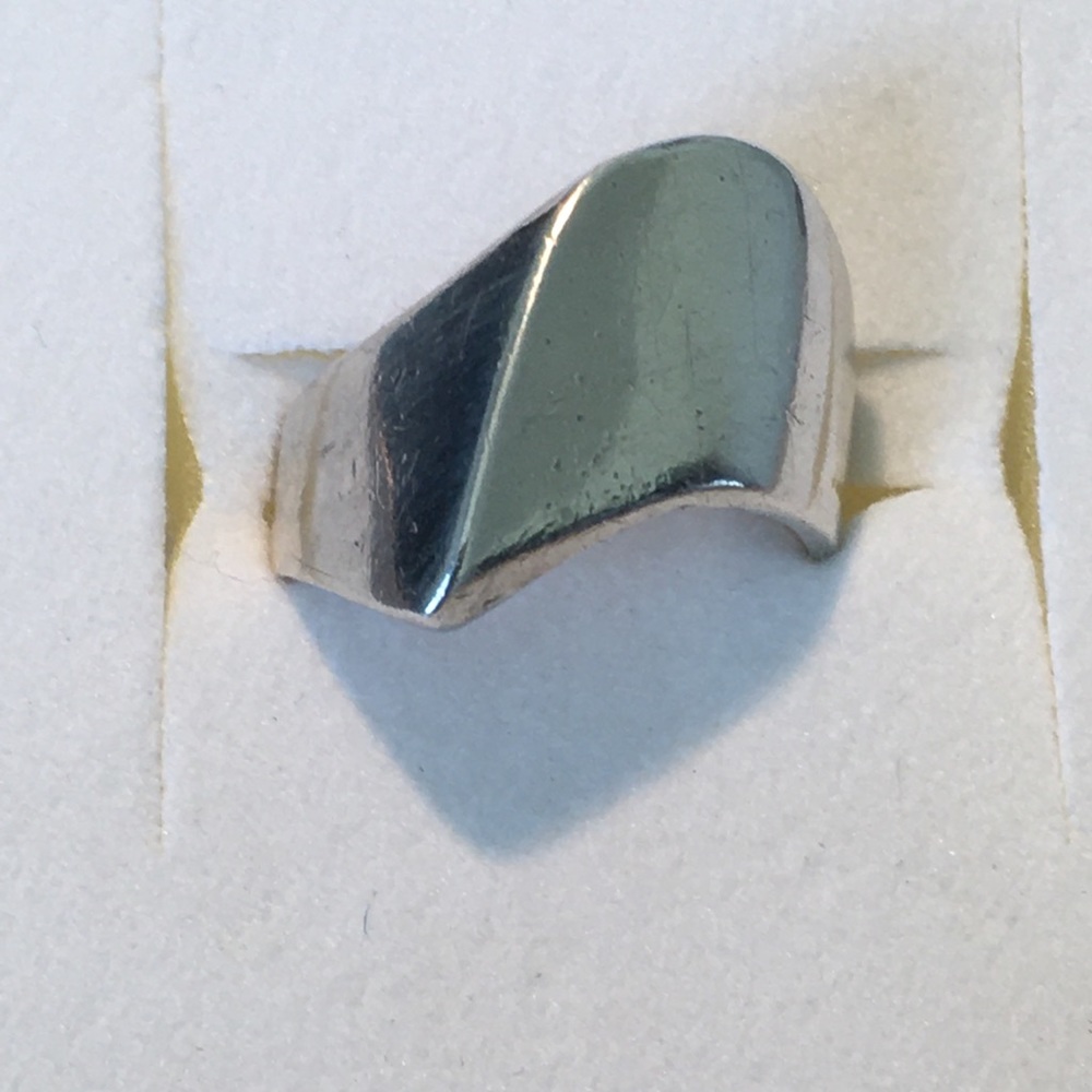 Sterling silver ring size 7